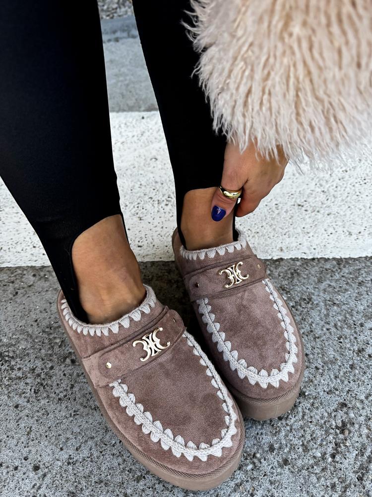efashion s.r.o. - DOB;Accesoires;Schuhe;Young Fashion - Medvedov