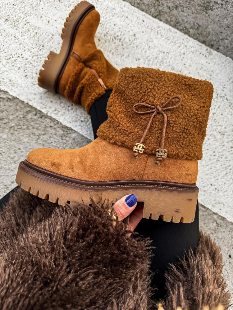 efashion s.r.o. - DOB;Accesoires;Schuhe;Young Fashion - Medvedov