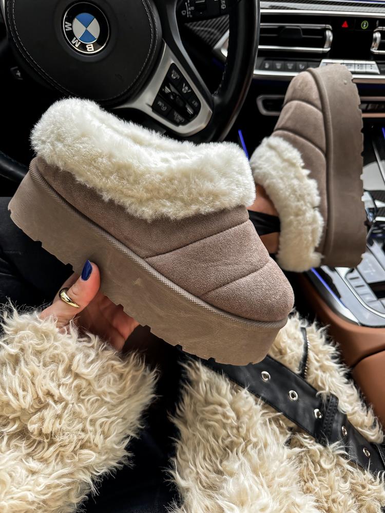 efashion s.r.o. - DOB;Accesoires;Schuhe;Young Fashion - Medvedov