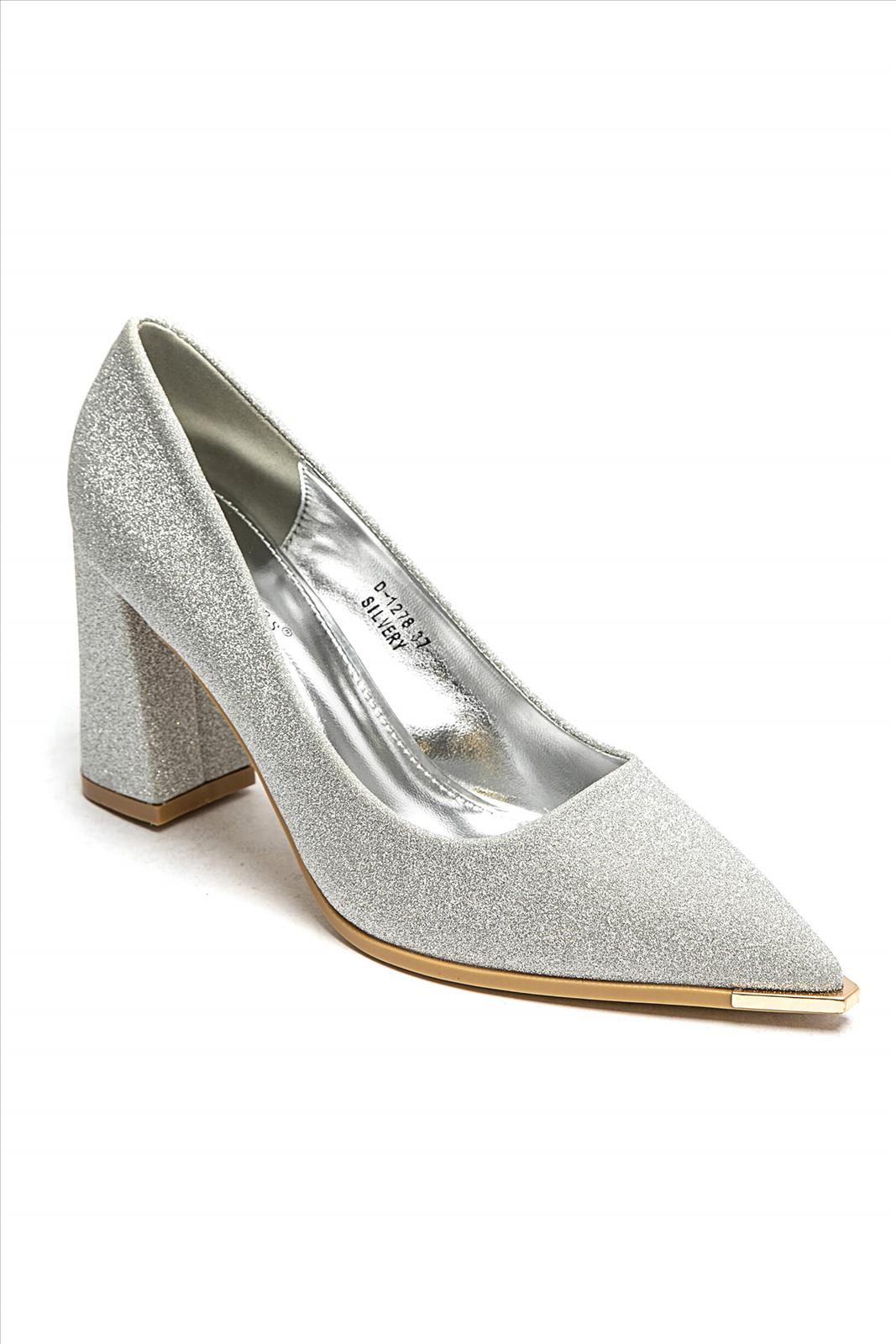 Lujah Shoes (Schuhgrosshandel)
