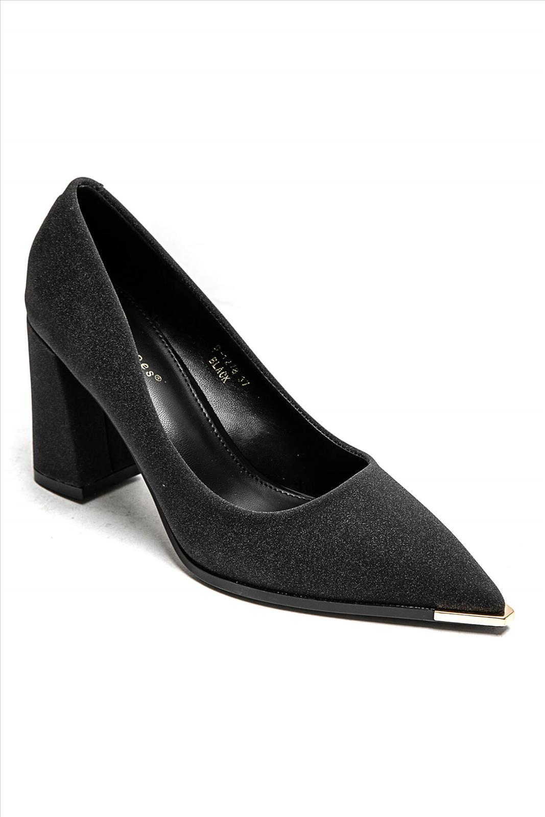 Lujah Shoes (Schuhgrosshandel)
