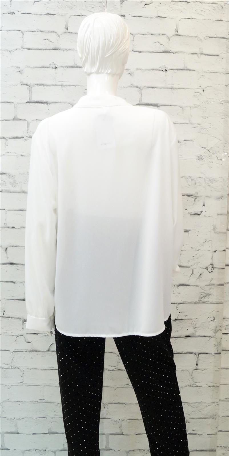 Bhatti Mode GmbH - Young fashion, DOB - Blusen, Hosen Jacken, Jeans, Kleider, Pullover etc.