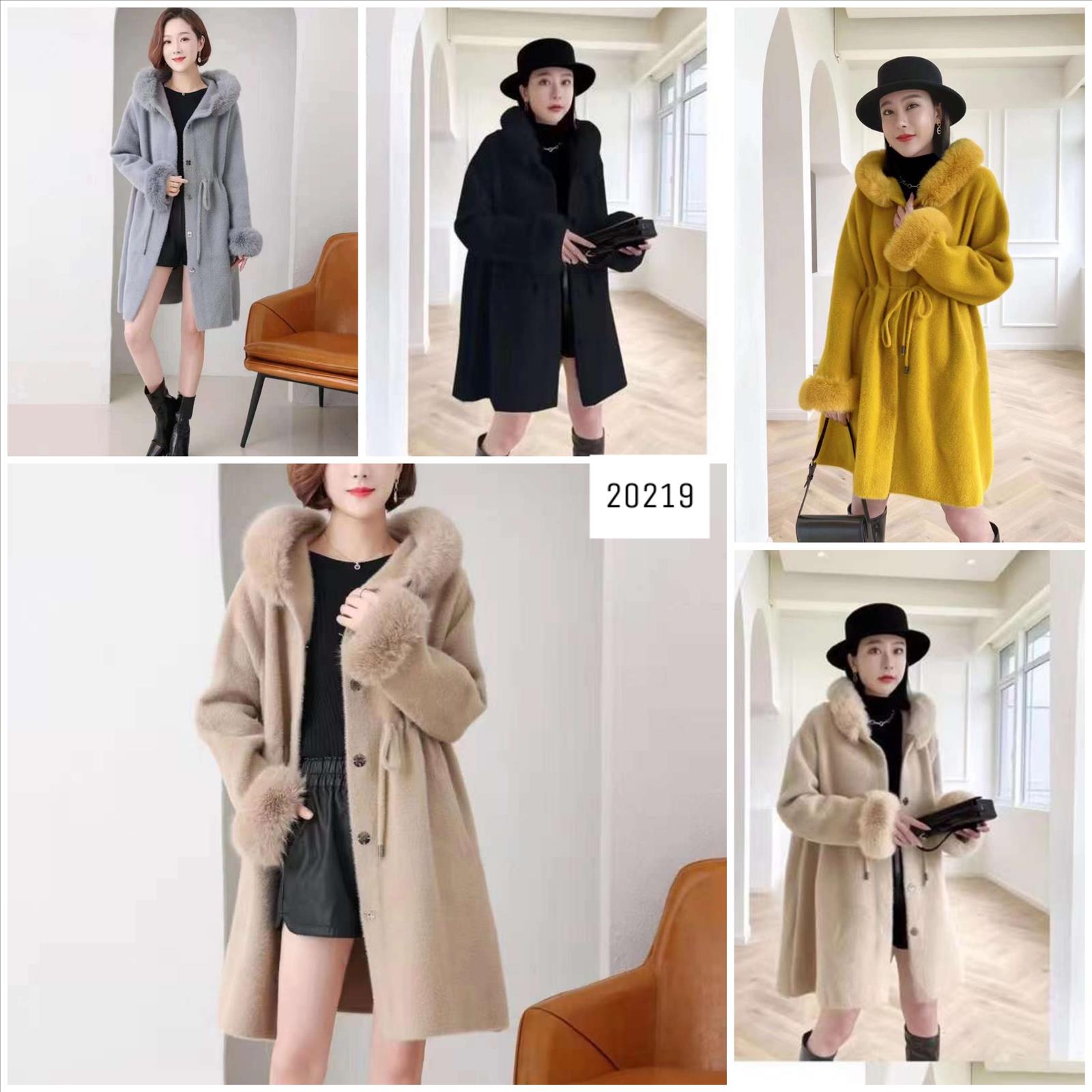 Miss Furs GmbH - MISS FURS Damenmode - Accessoires, Sportswear, Jeans, Tops, Bags