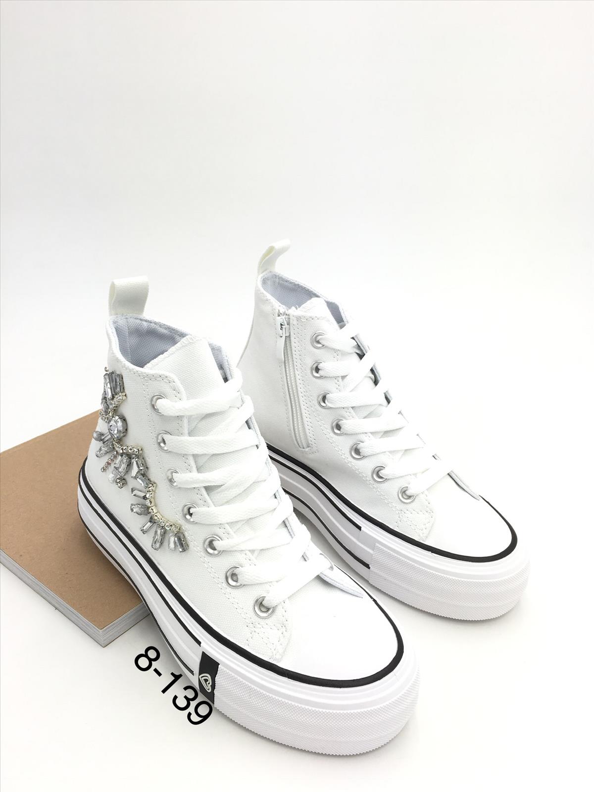 King Dragon Trade Development GmbH - Lucky Shoes