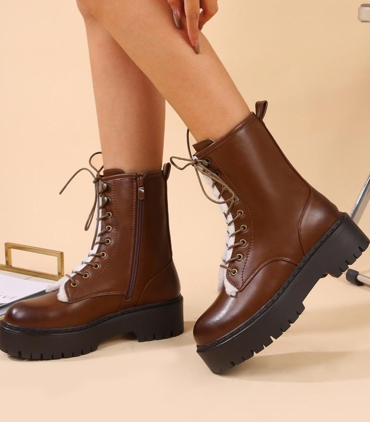 Lujah Shoes (Schuhgrosshandel)