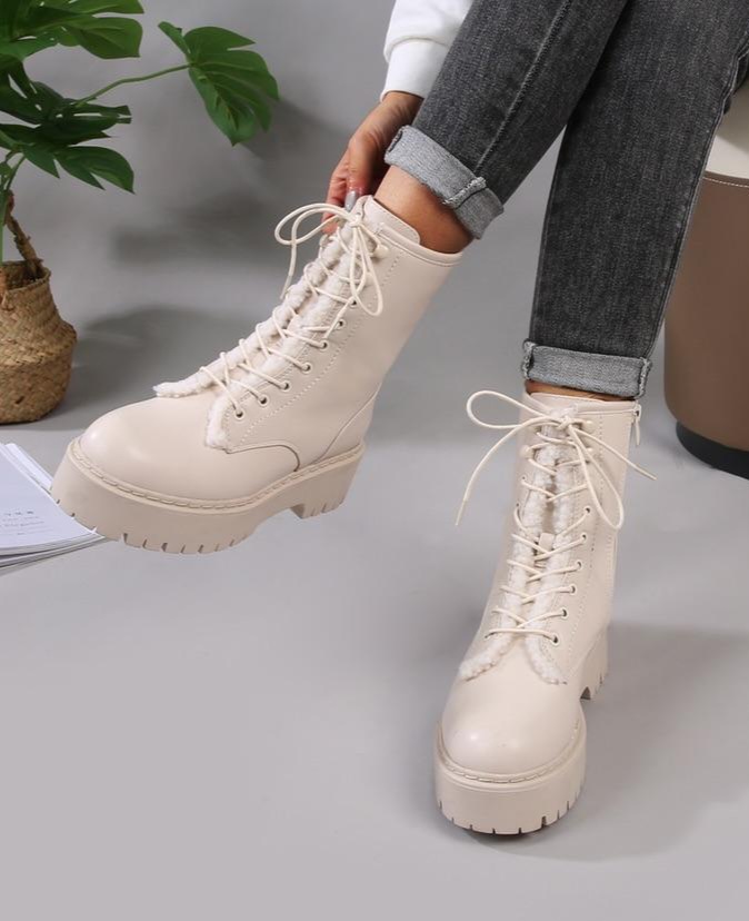 Lujah Shoes (Schuhgrosshandel)