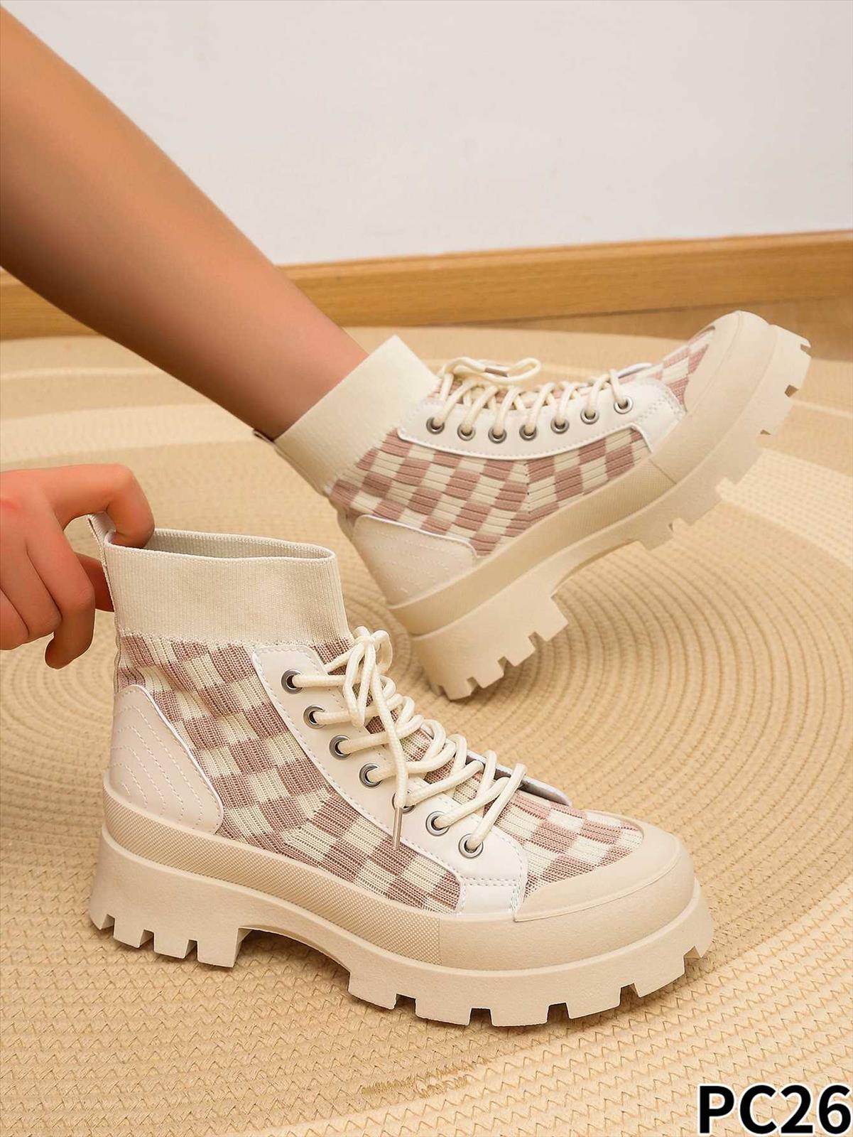 Lujah Shoes (Schuhgrosshandel)