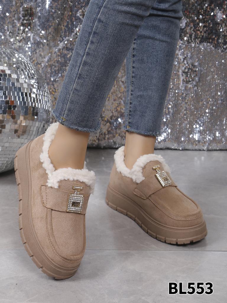 Lujah Shoes (Schuhgrosshandel)