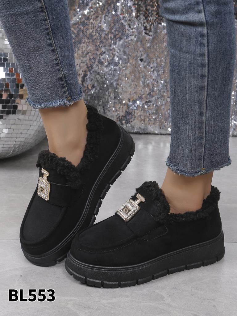 Lujah Shoes (Schuhgrosshandel)