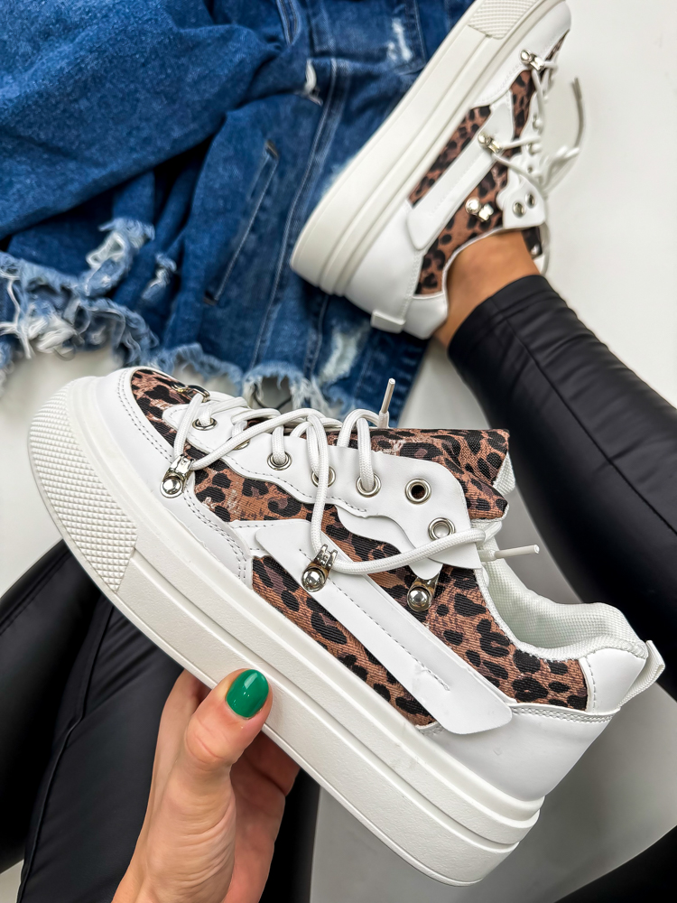 efashion s.r.o. - DOB;Accesoires;Schuhe;Young Fashion - Medvedov
