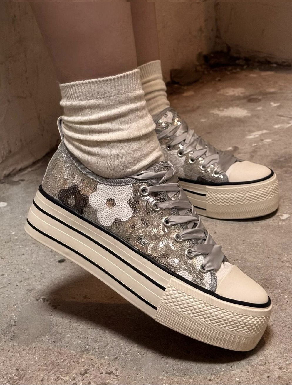 Lujah Shoes (Schuhgrosshandel)