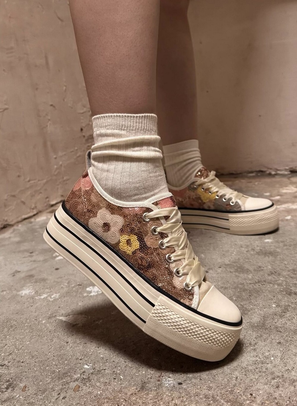 Lujah Shoes (Schuhgrosshandel)