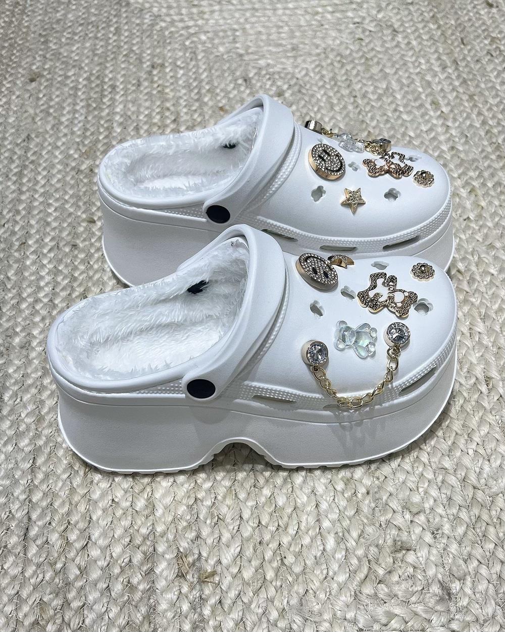 Lujah Shoes (Schuhgrosshandel)