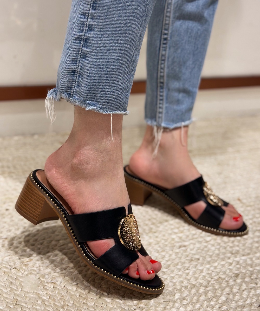 Lujah Shoes (Schuhgrosshandel)