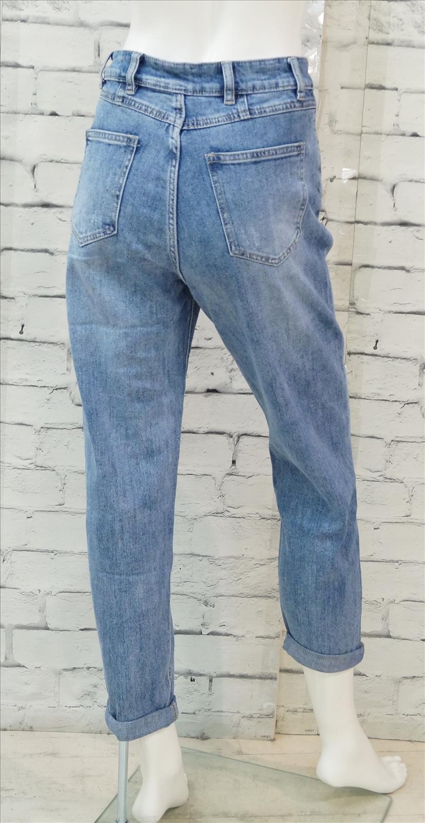 Bhatti Mode GmbH - Young fashion, DOB - Blusen, Hosen Jacken, Jeans, Kleider, Pullover etc.