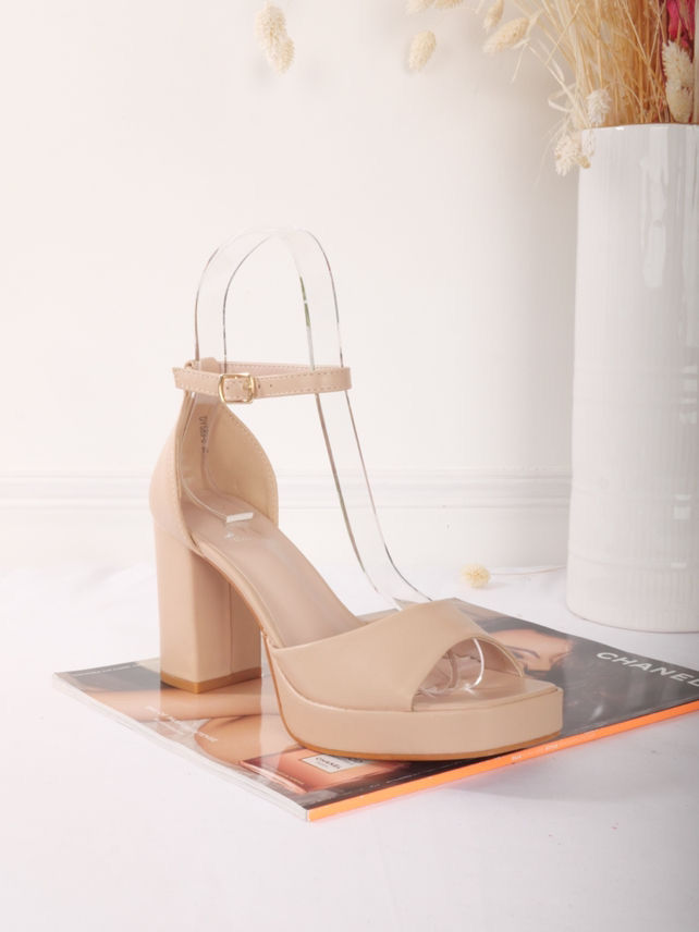 Lujah Shoes (Schuhgrosshandel)