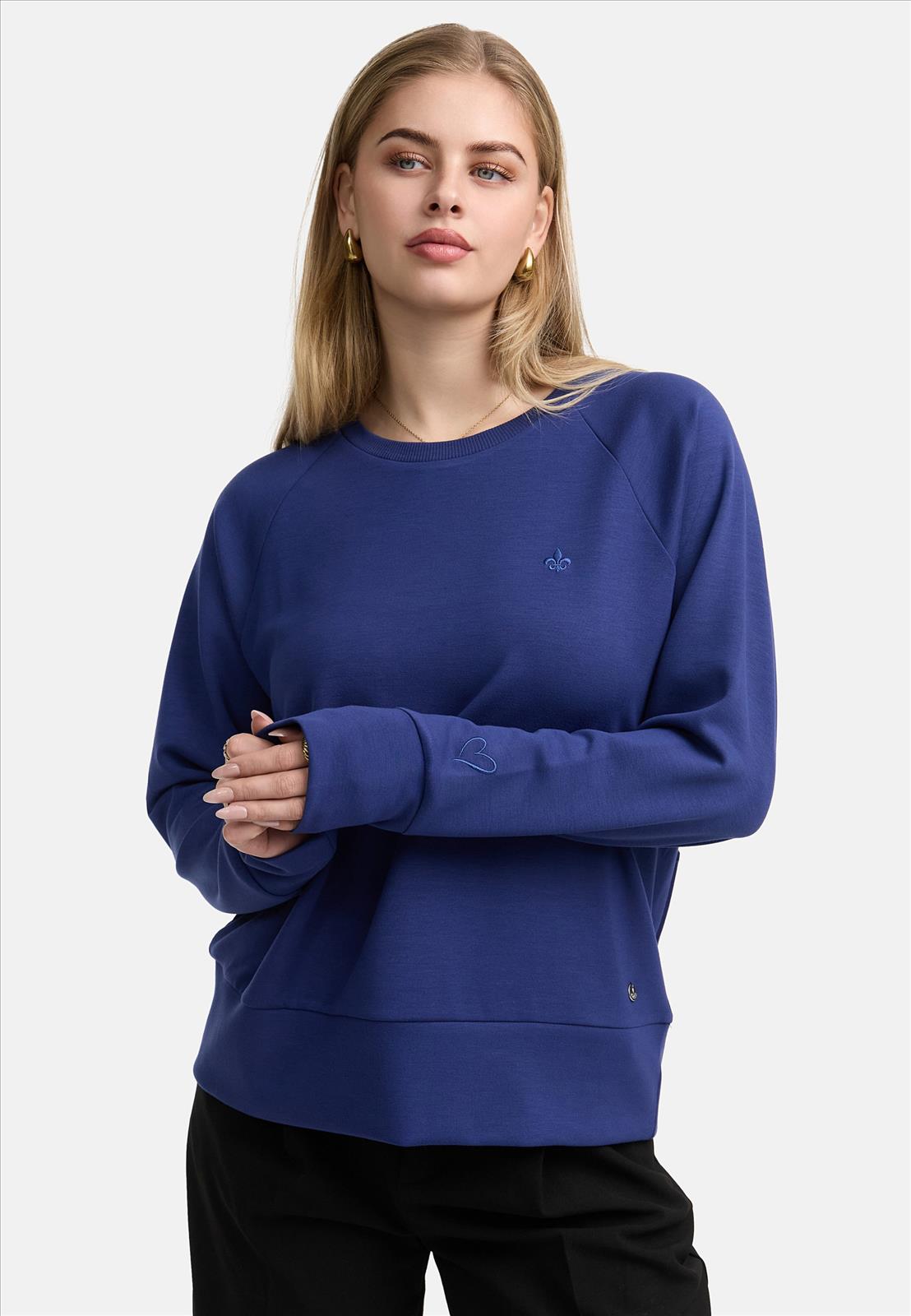 Decay Modevertrieb GmbH - Textilien Grosshandel T-Shirts Jeans