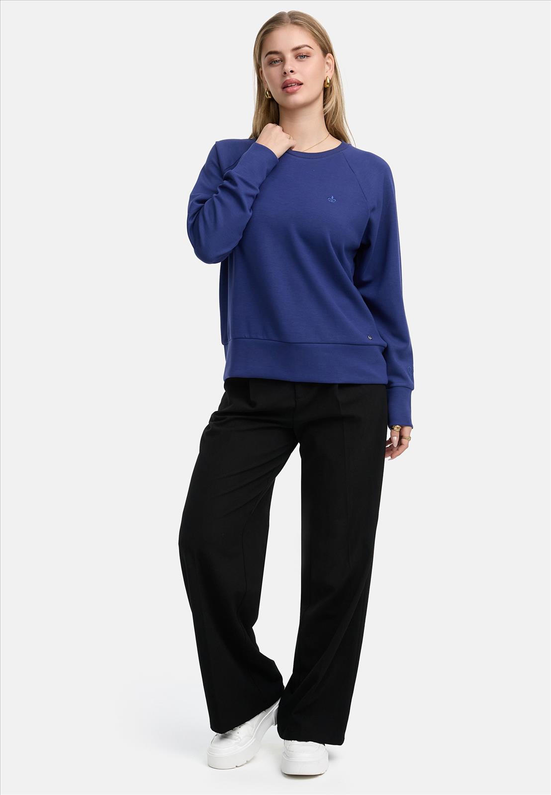 Decay Modevertrieb GmbH - Textilien Grosshandel T-Shirts Jeans