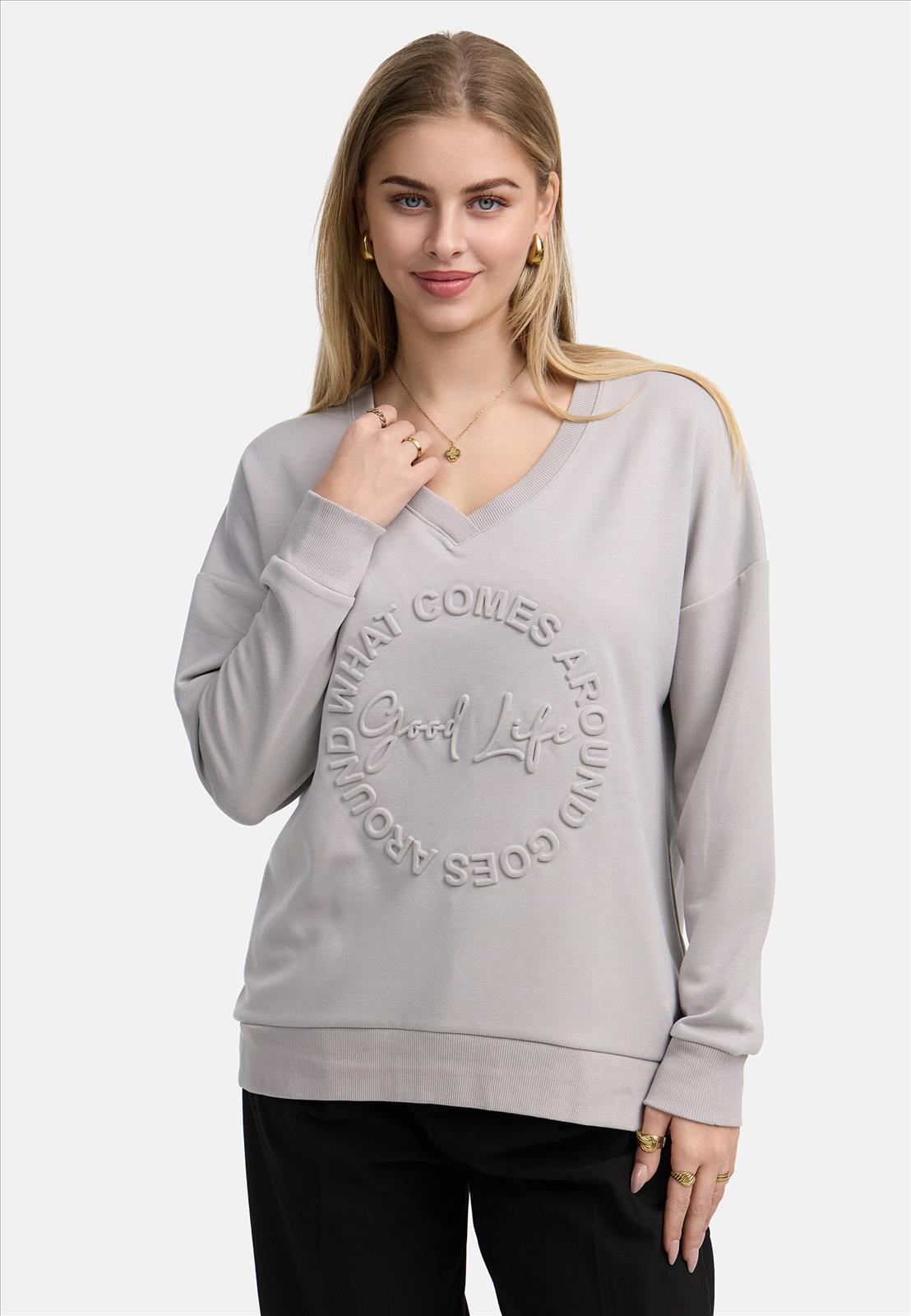 Decay Modevertrieb GmbH - Textilien Grosshandel T-Shirts Jeans