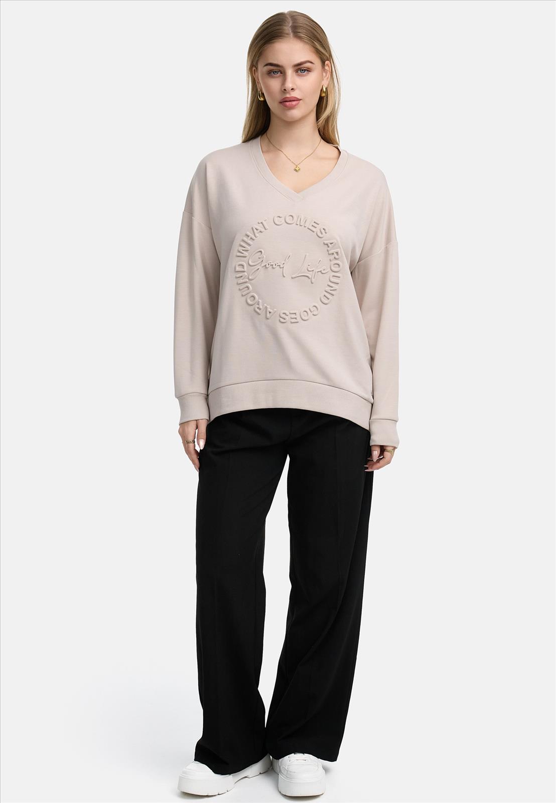Decay Modevertrieb GmbH - Textilien Grosshandel T-Shirts Jeans