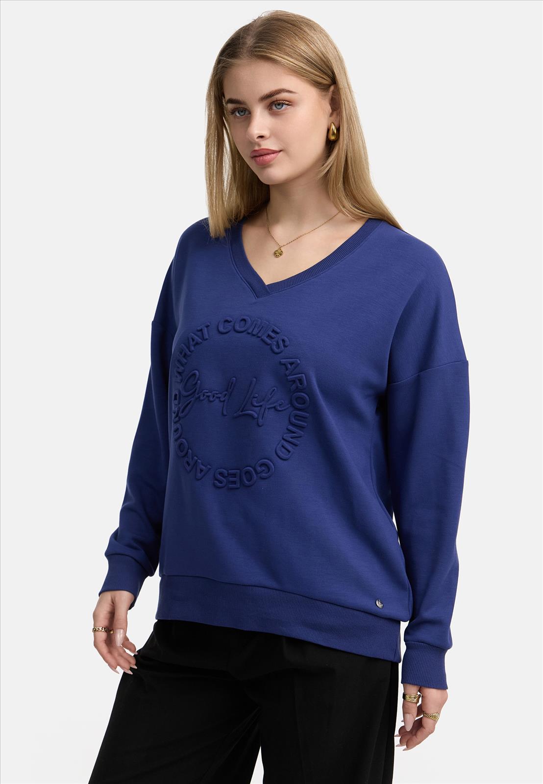 Decay Modevertrieb GmbH - Textilien Grosshandel T-Shirts Jeans