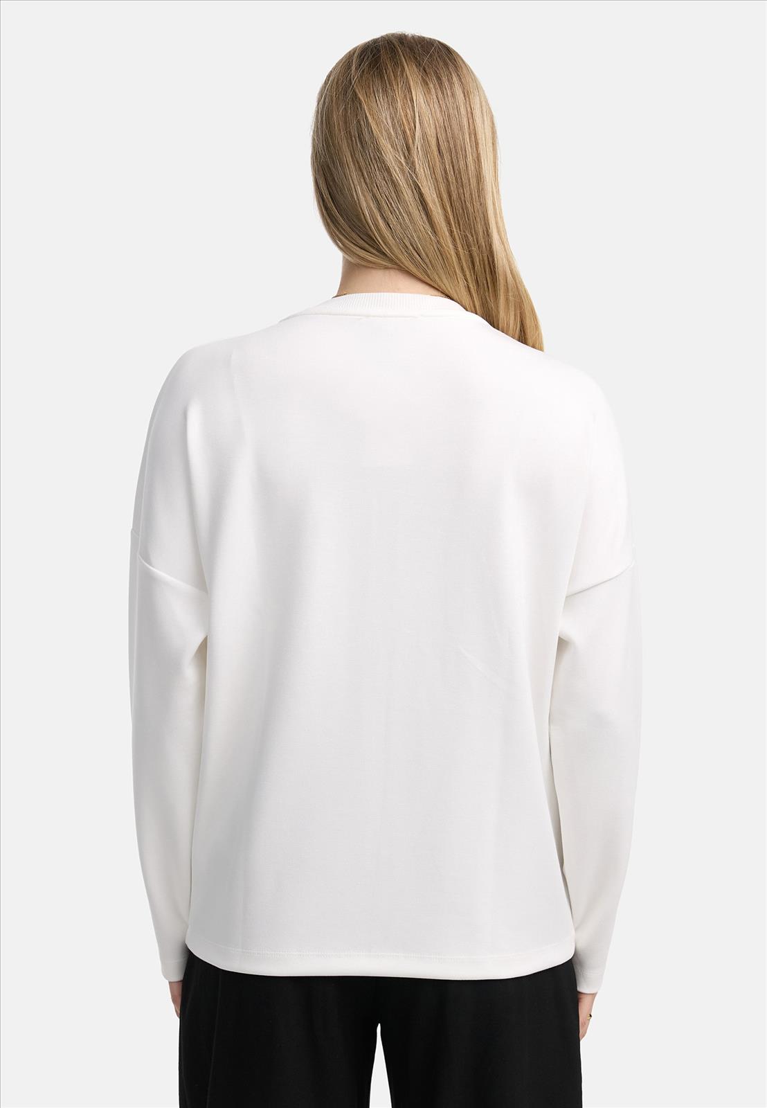 Decay Modevertrieb GmbH - Textilien Grosshandel T-Shirts Jeans