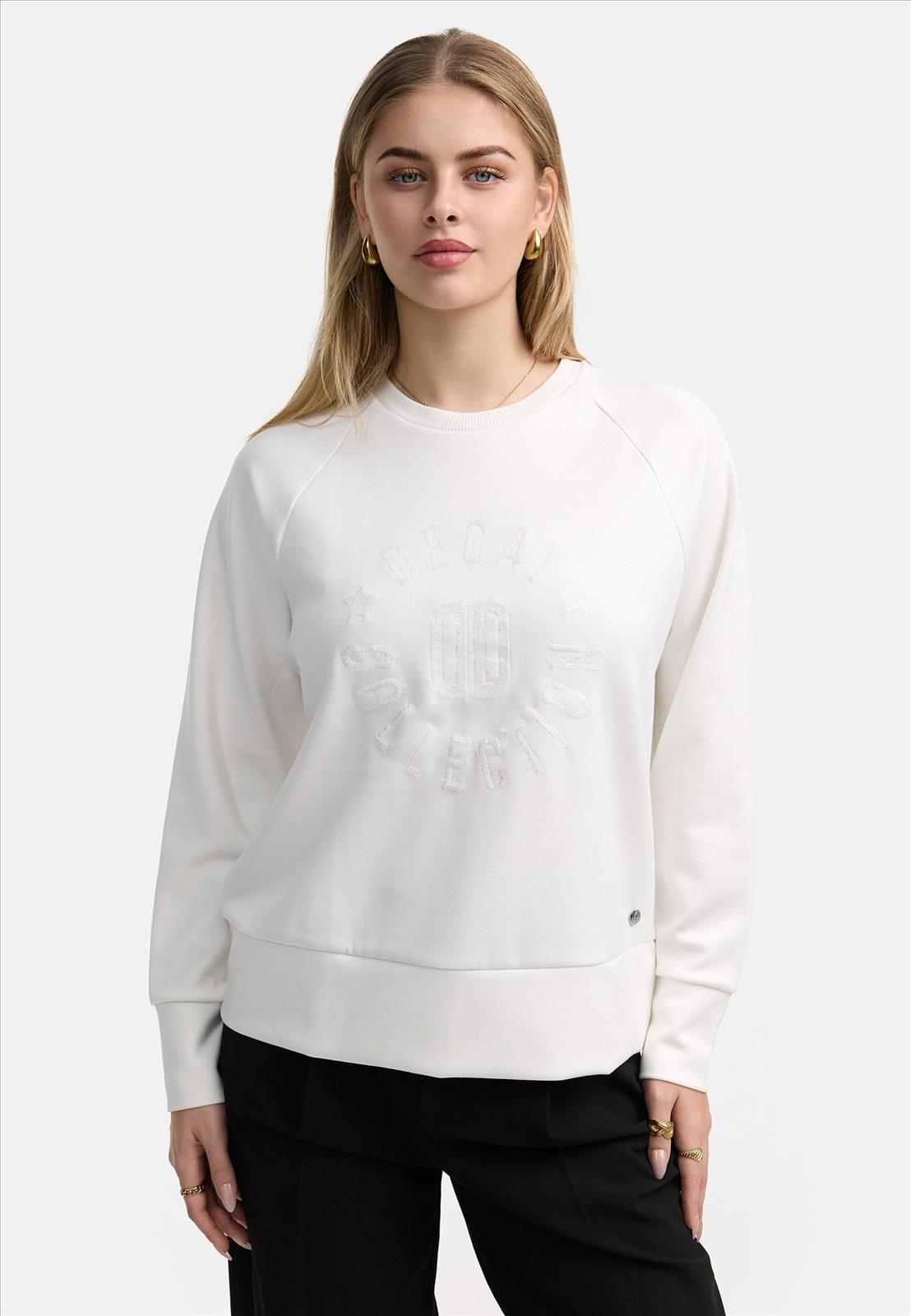 Decay Modevertrieb GmbH - Textilien Grosshandel T-Shirts Jeans