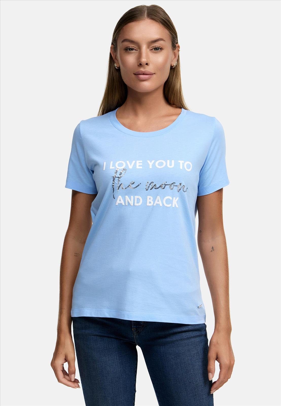 Decay Modevertrieb GmbH - Textilien Grosshandel T-Shirts Jeans