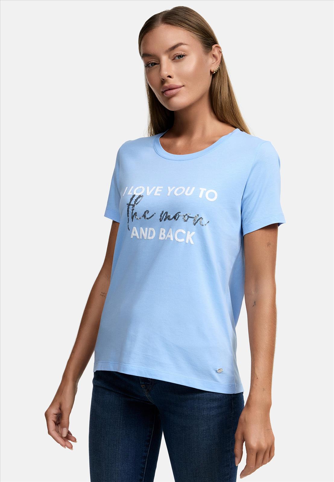Decay Modevertrieb GmbH - Textilien Grosshandel T-Shirts Jeans