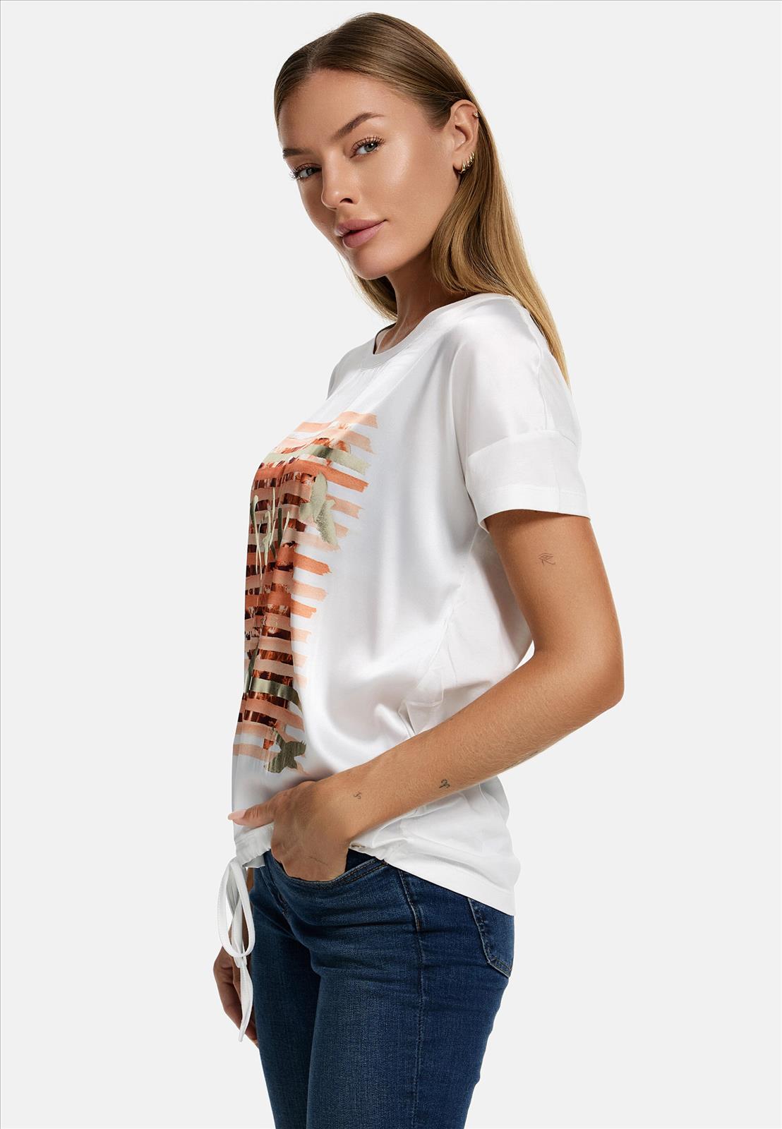 Decay Modevertrieb GmbH - Textilien Grosshandel T-Shirts Jeans