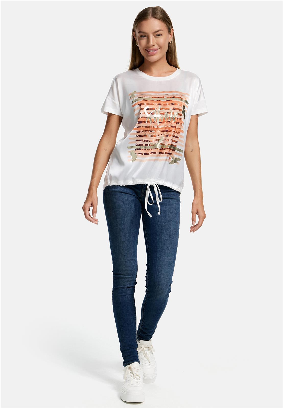Decay Modevertrieb GmbH - Textilien Grosshandel T-Shirts Jeans