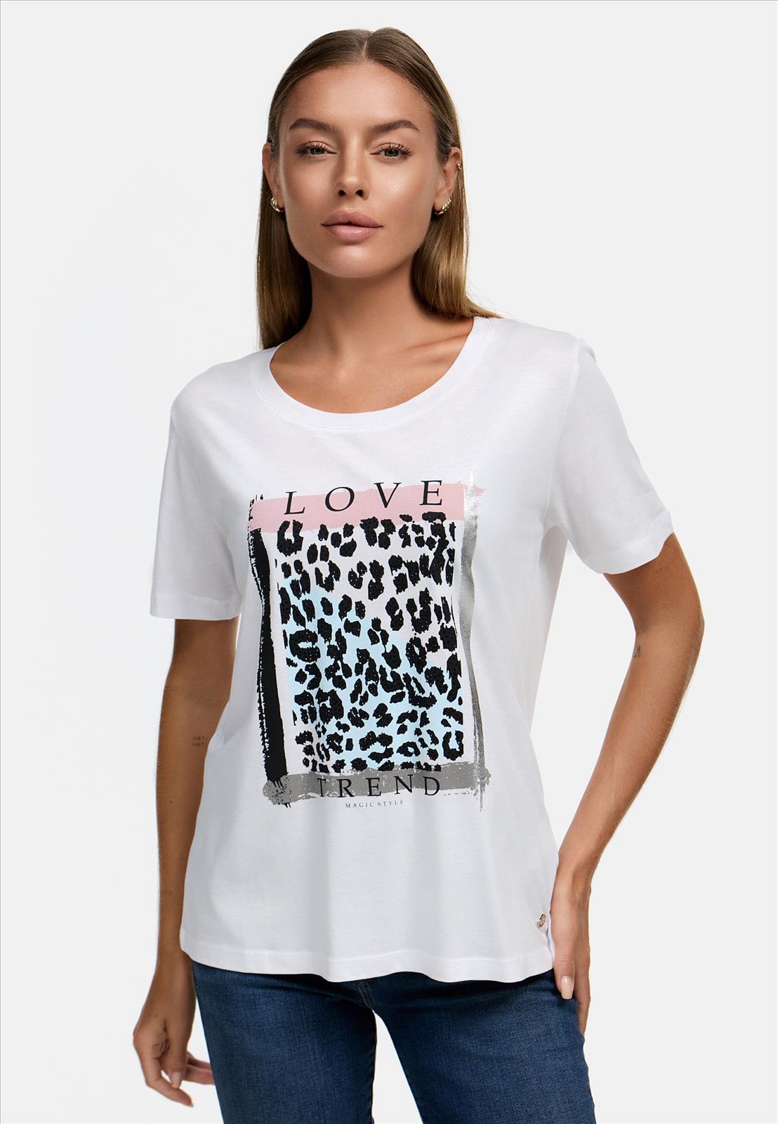 Decay Modevertrieb GmbH - Textilien Grosshandel T-Shirts Jeans