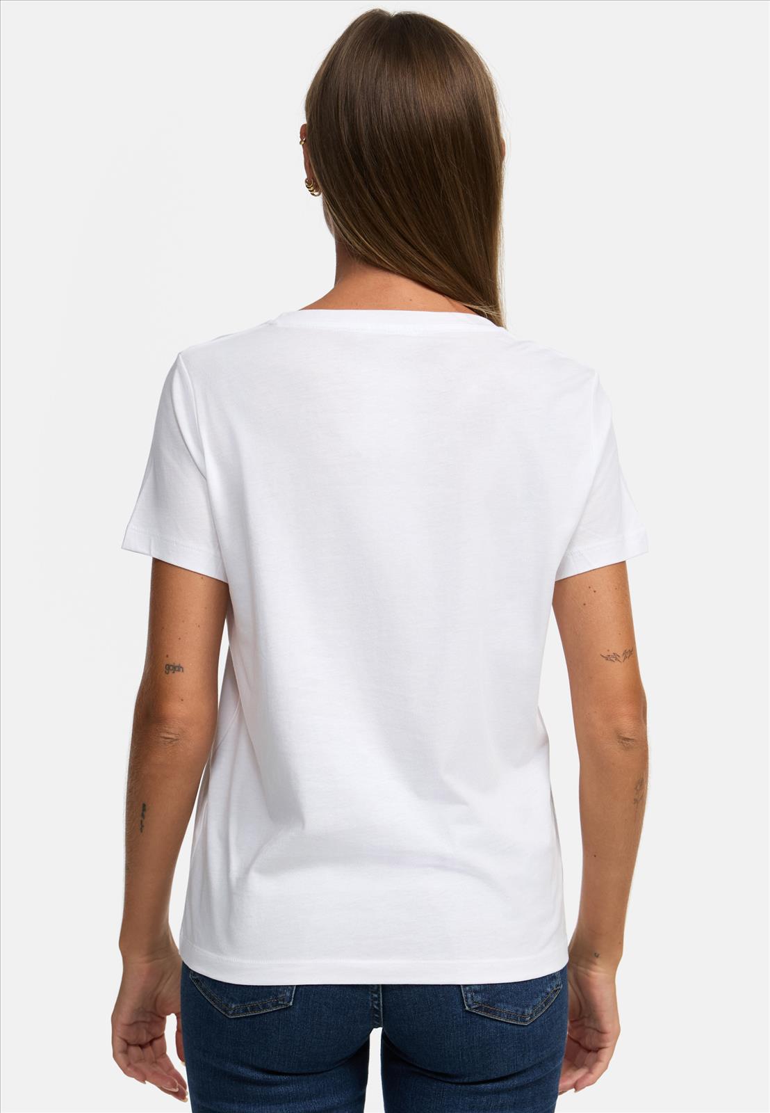 Decay Modevertrieb GmbH - Textilien Grosshandel T-Shirts Jeans