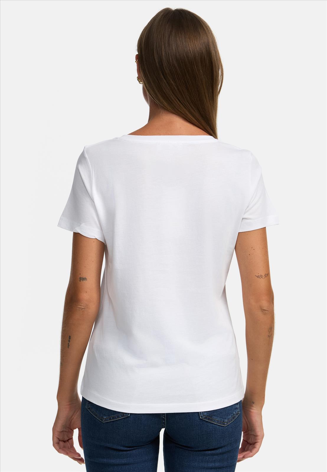 Decay Modevertrieb GmbH - Textilien Grosshandel T-Shirts Jeans
