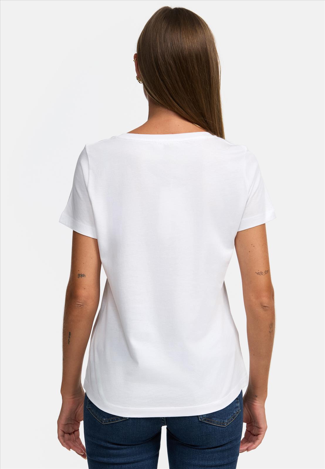 Decay Modevertrieb GmbH - Textilien Grosshandel T-Shirts Jeans