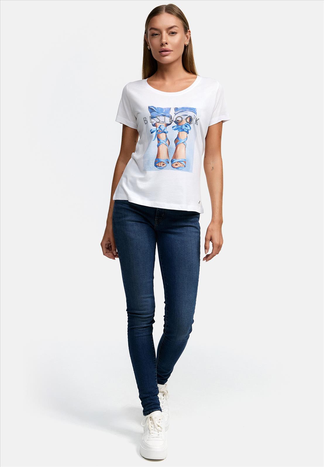 Decay Modevertrieb GmbH - Textilien Grosshandel T-Shirts Jeans
