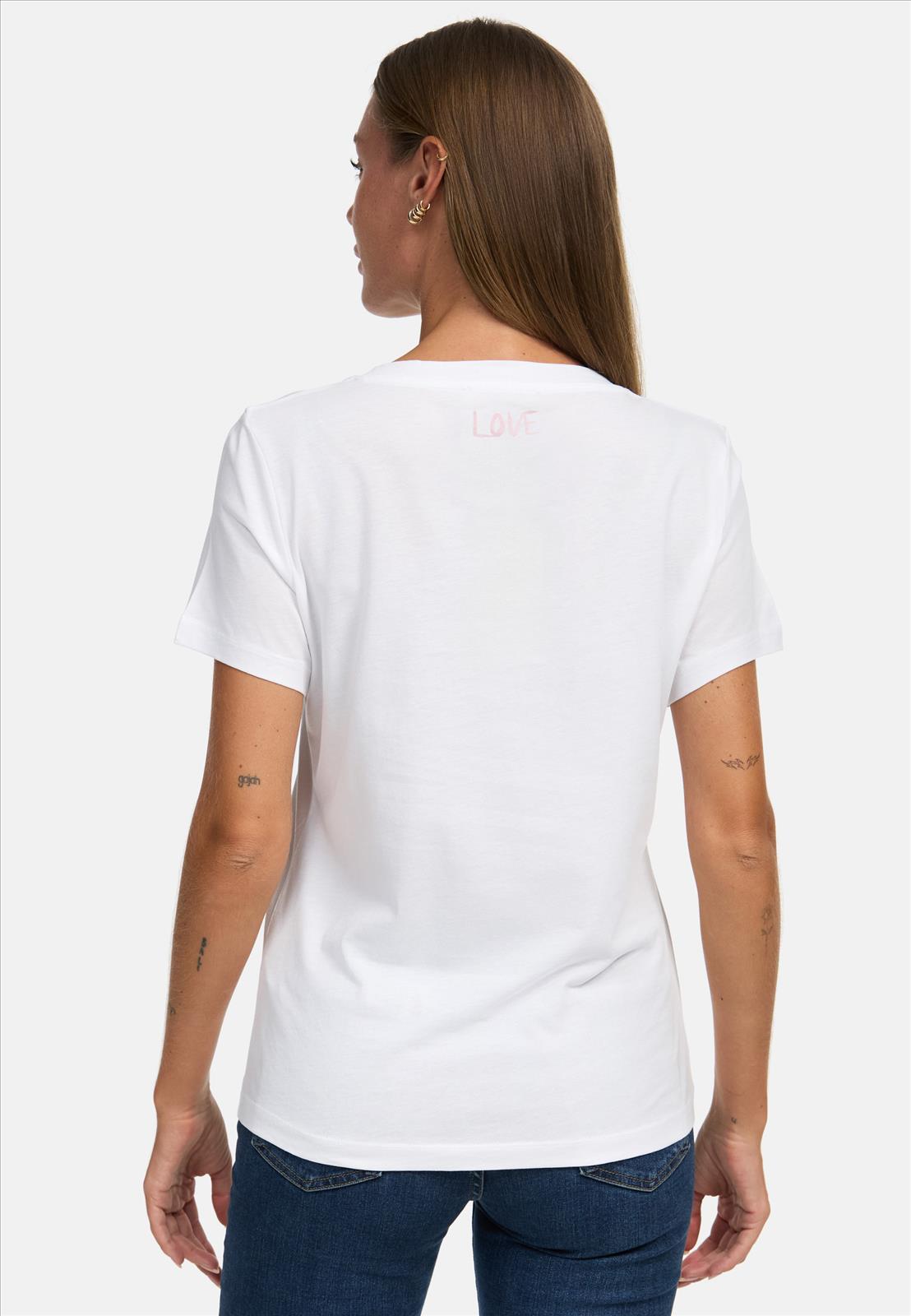 Decay Modevertrieb GmbH - Textilien Grosshandel T-Shirts Jeans