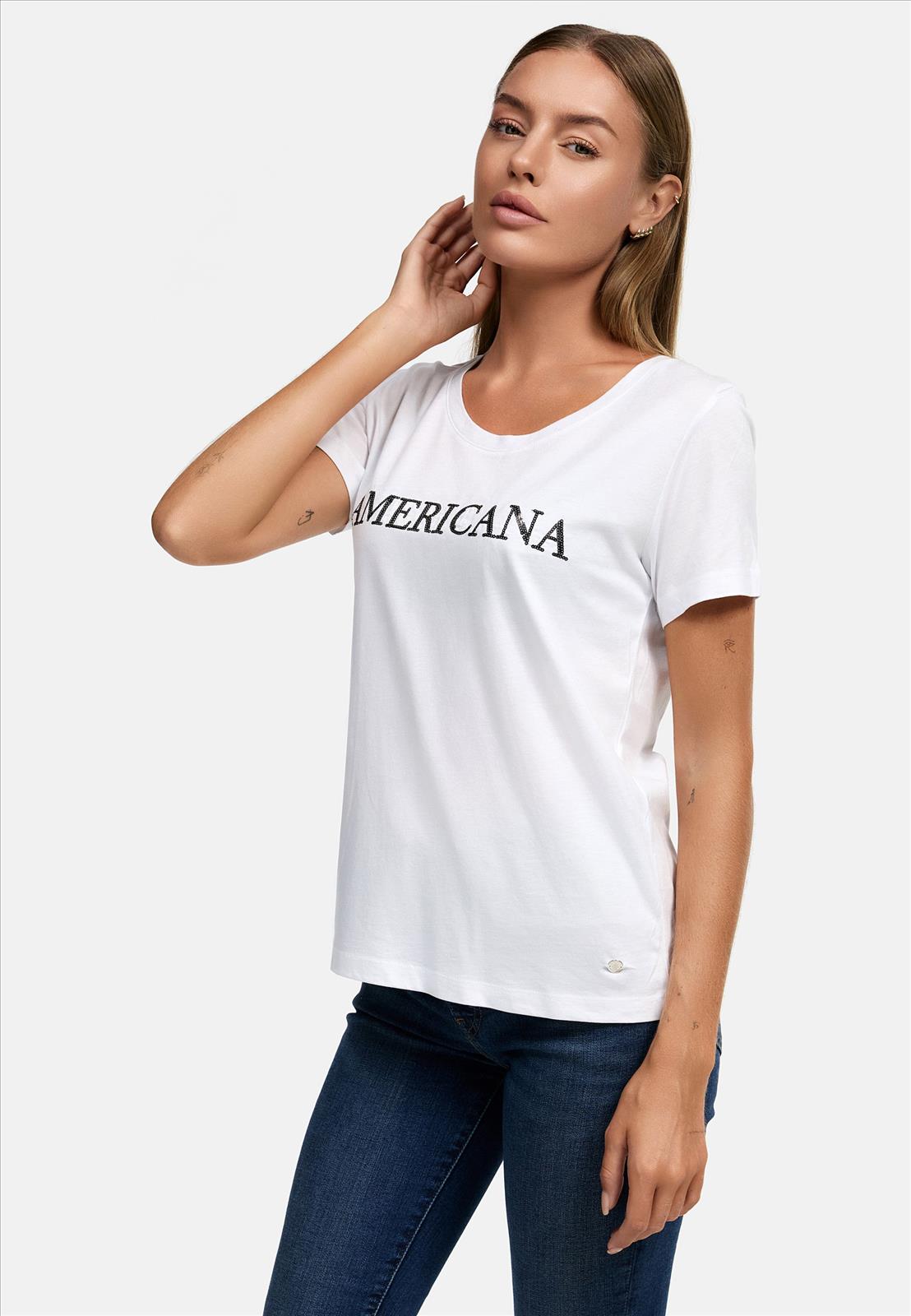 Decay Modevertrieb GmbH - Textilien Grosshandel T-Shirts Jeans