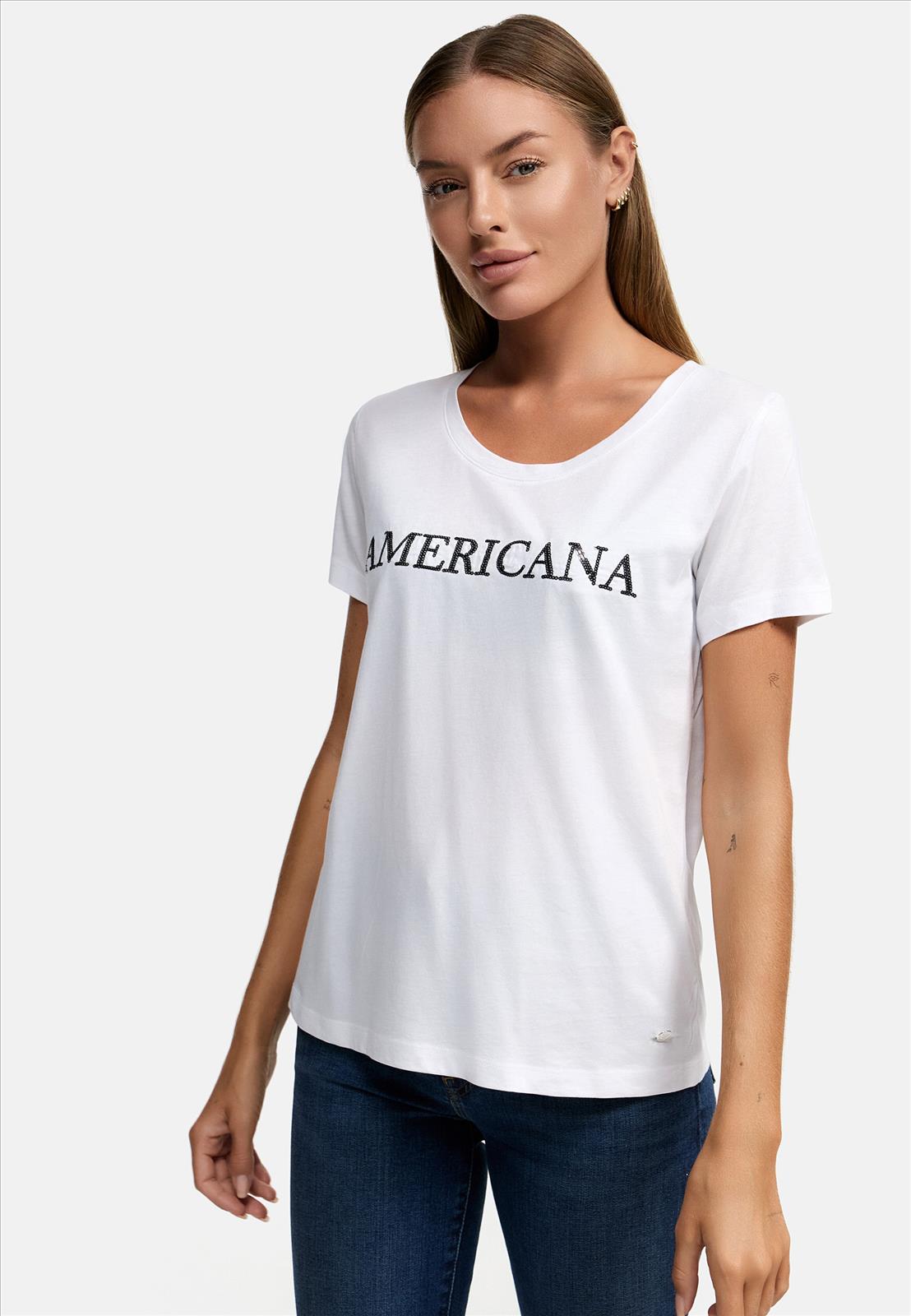 Decay Modevertrieb GmbH - Textilien Grosshandel T-Shirts Jeans