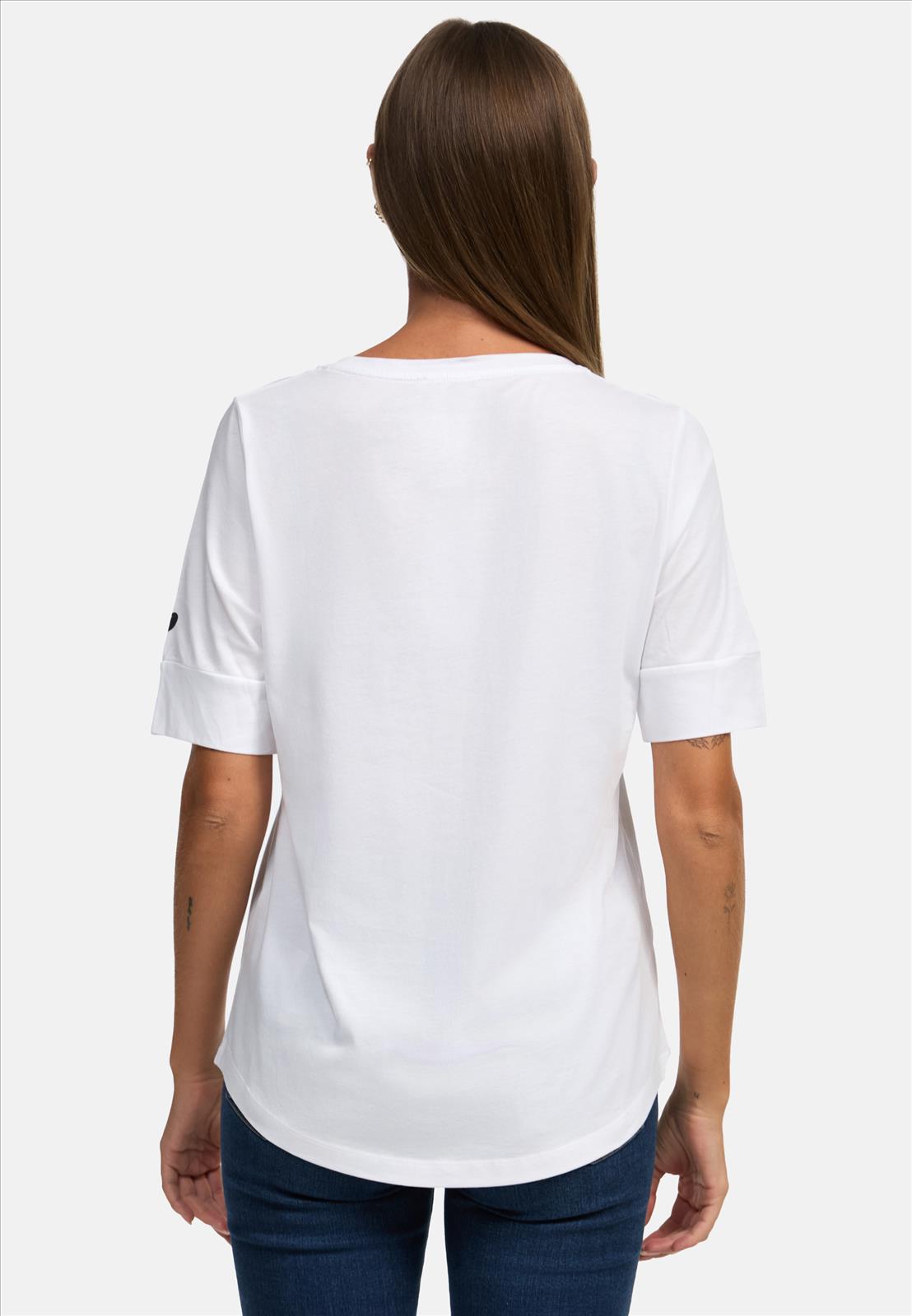 Decay Modevertrieb GmbH - Textilien Grosshandel T-Shirts Jeans