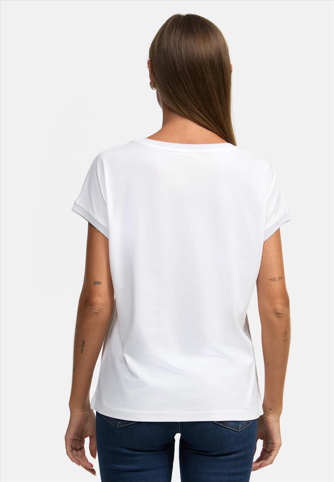 Decay Modevertrieb GmbH - Textilien Grosshandel T-Shirts Jeans