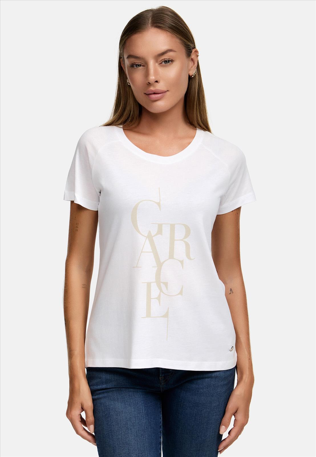 Decay Modevertrieb GmbH - Textilien Grosshandel T-Shirts Jeans