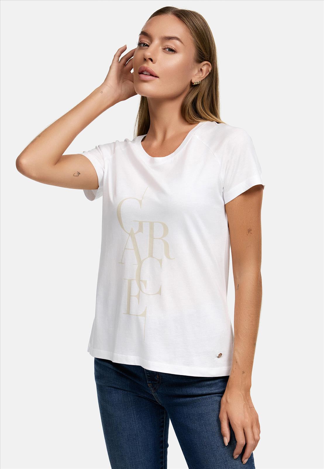 Decay Modevertrieb GmbH - Textilien Grosshandel T-Shirts Jeans