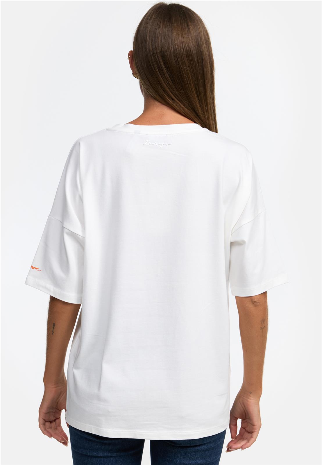 Decay Modevertrieb GmbH - Textilien Grosshandel T-Shirts Jeans