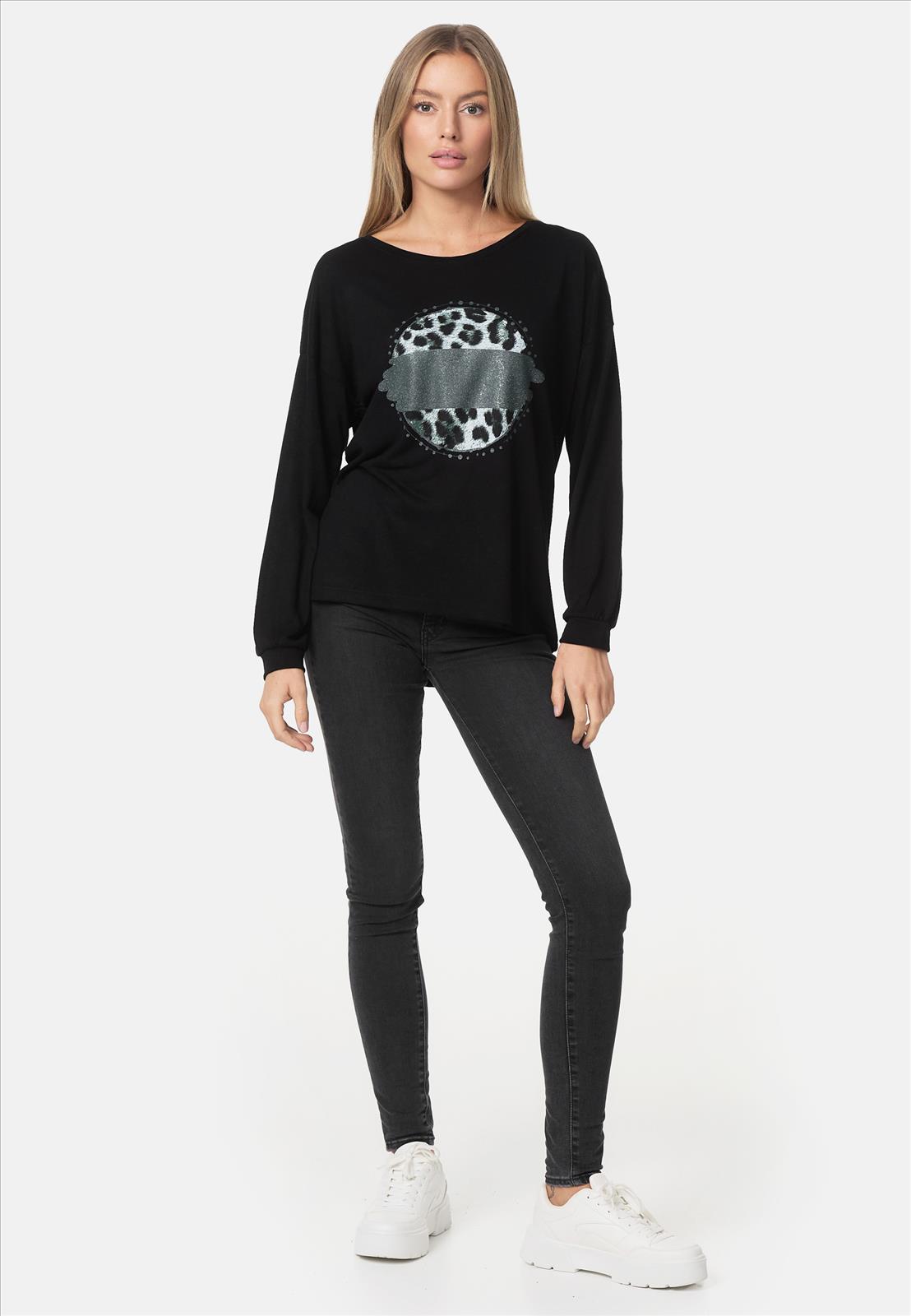 Decay Modevertrieb GmbH - Textilien Grosshandel T-Shirts Jeans
