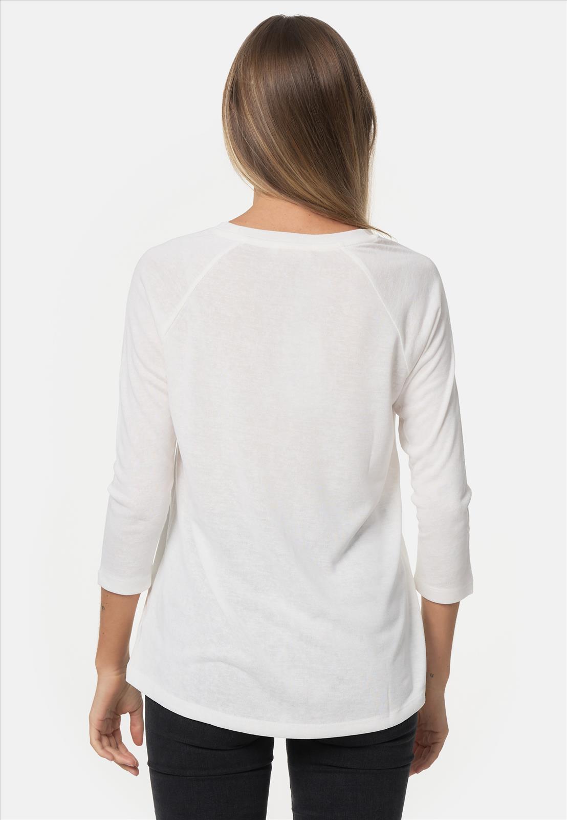 Decay Modevertrieb GmbH - Textilien Grosshandel T-Shirts Jeans