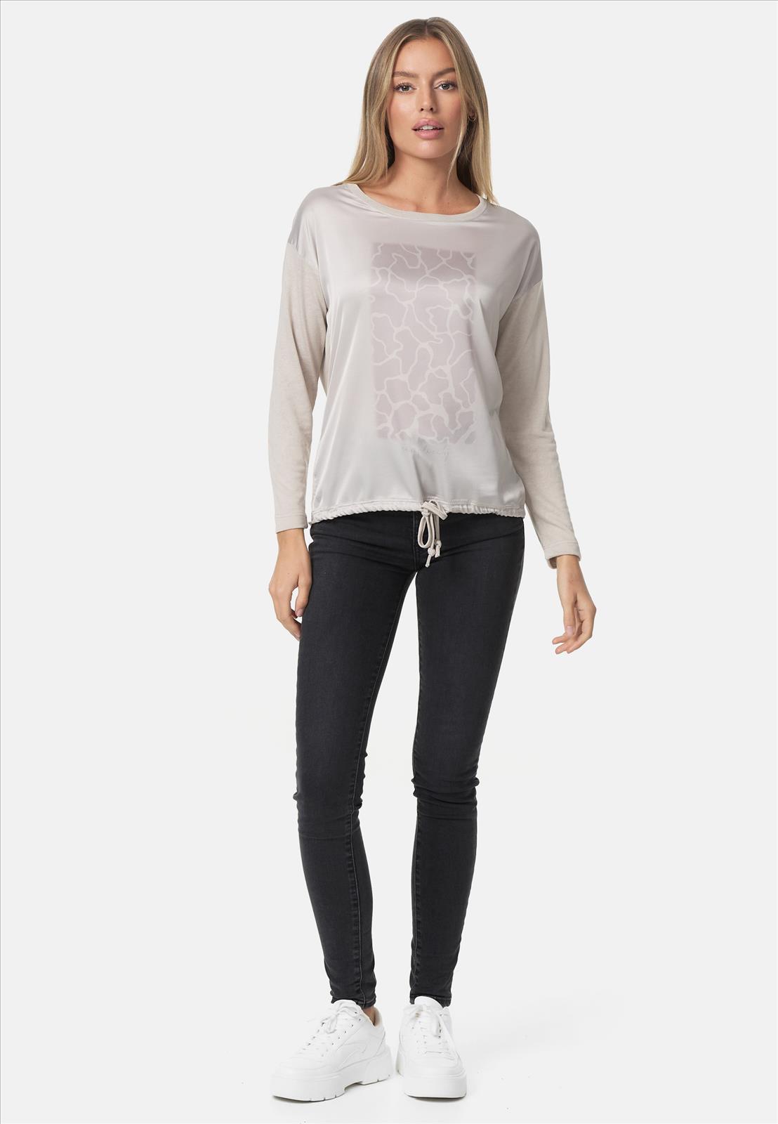Decay Modevertrieb GmbH - Textilien Grosshandel T-Shirts Jeans