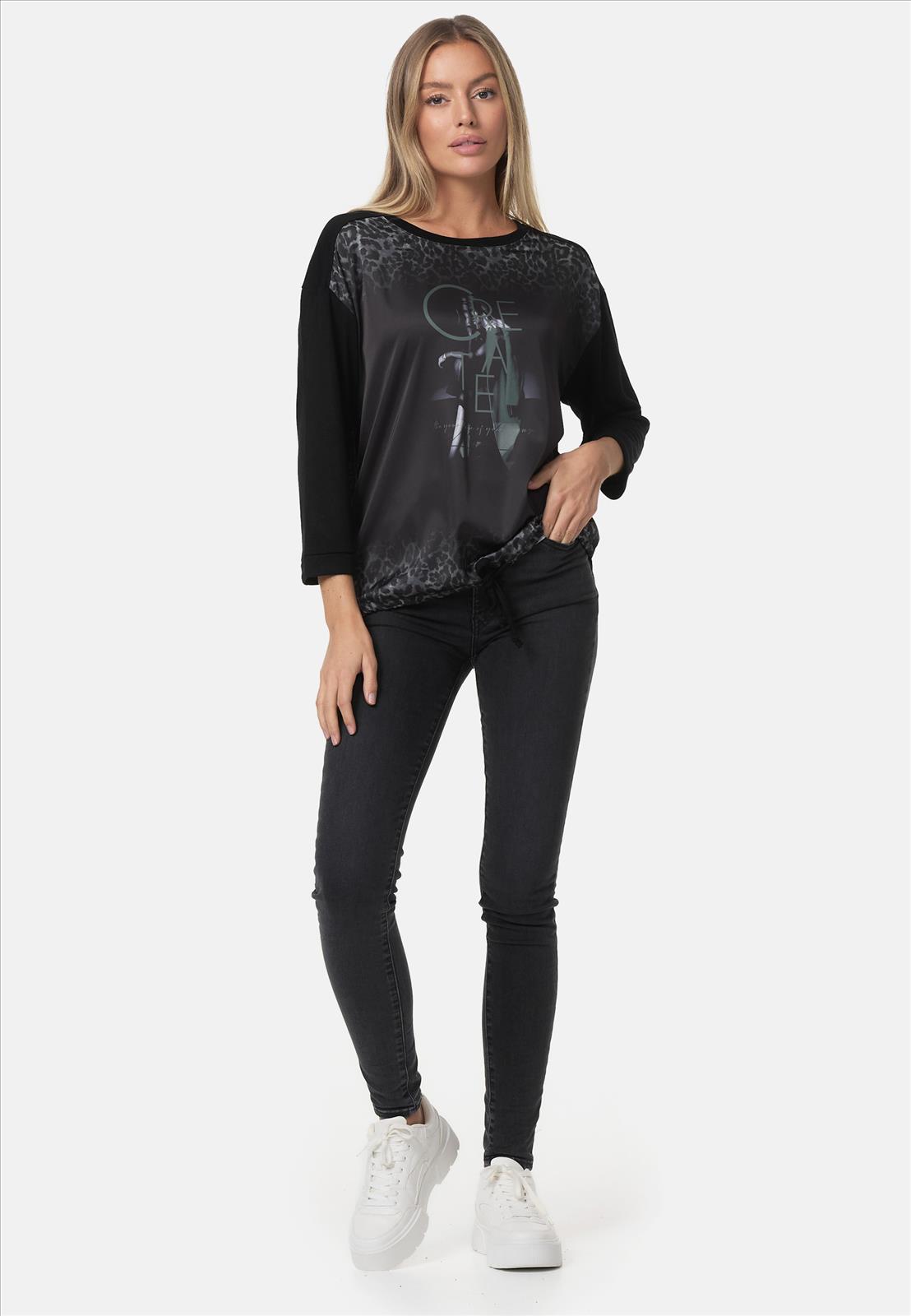 Decay Modevertrieb GmbH - Textilien Grosshandel T-Shirts Jeans