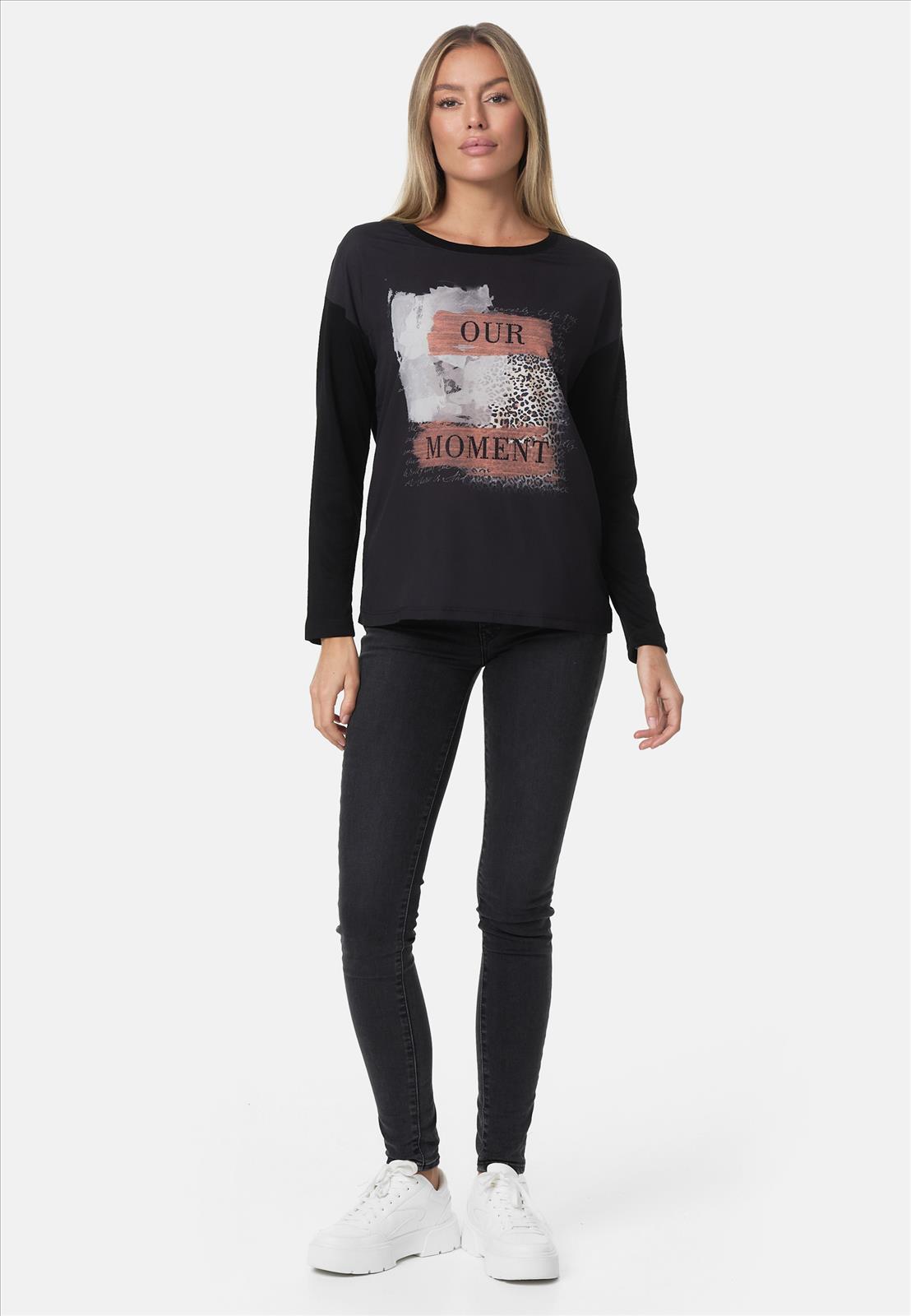Decay Modevertrieb GmbH - Textilien Grosshandel T-Shirts Jeans