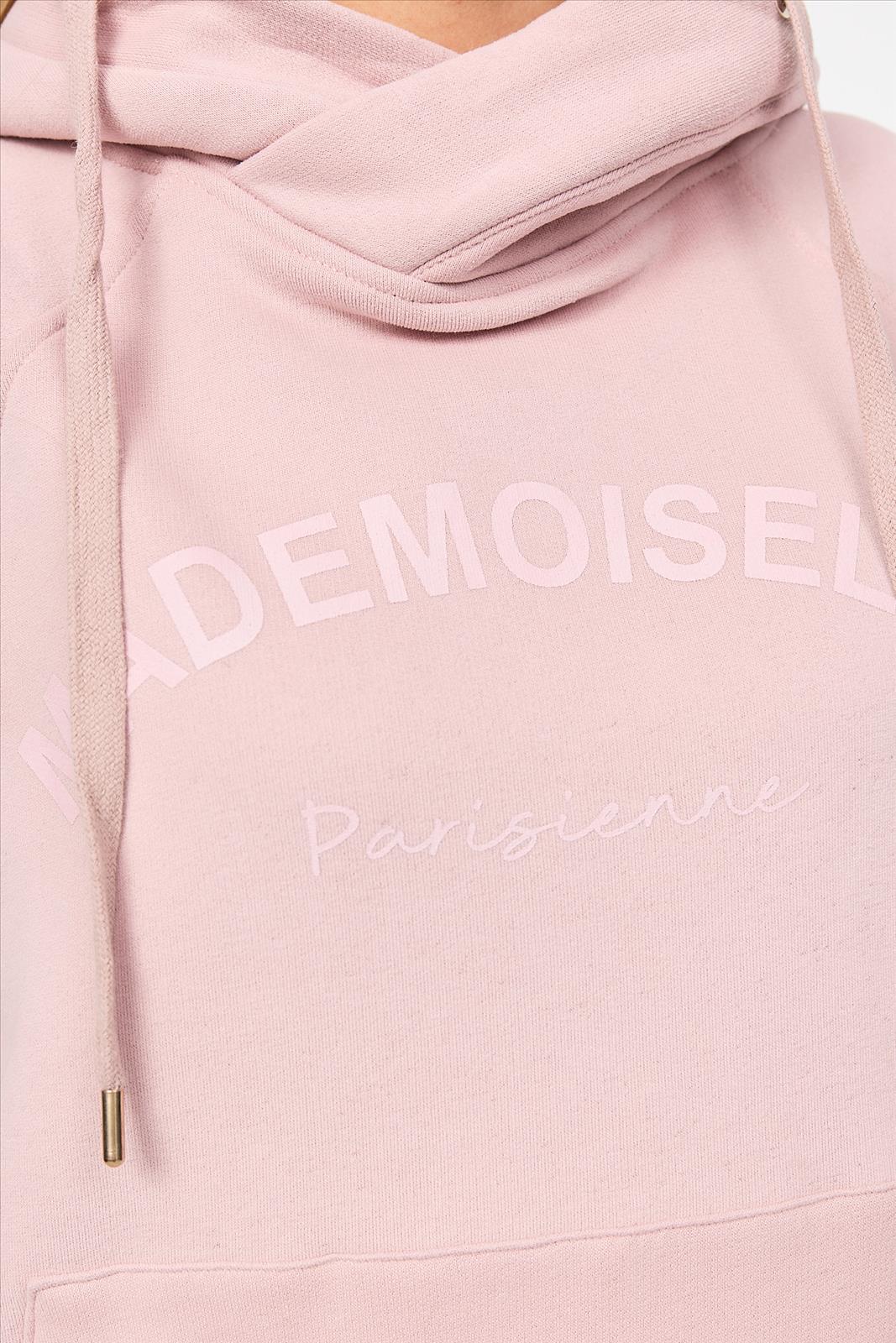 Decay Modevertrieb GmbH - Textilien Grosshandel T-Shirts Jeans